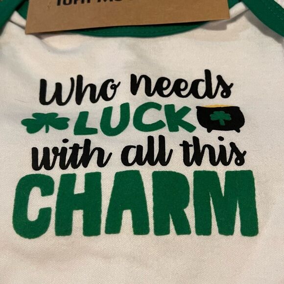 St. Patricks Day Who Needs Luck With All This Charm Baby 4pc Size 0-3mo NWT 🏷 - Picture 1 of 11